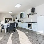 Apartamento Olujic *