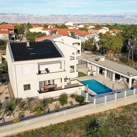 Olujic דירה