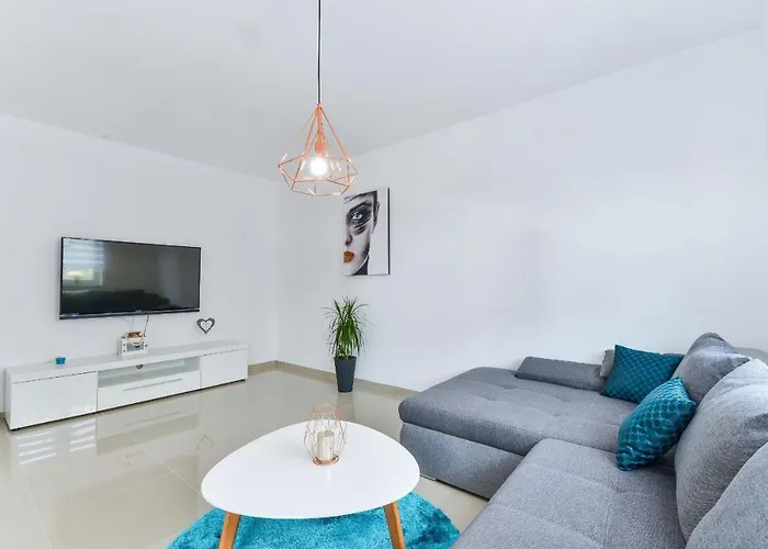 アパート Olujic ヴィル