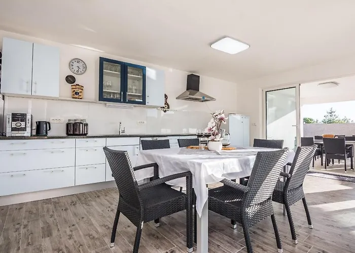 Olujic Apartman *